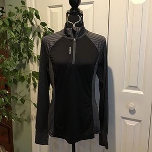 Reebok 1/4 zip top